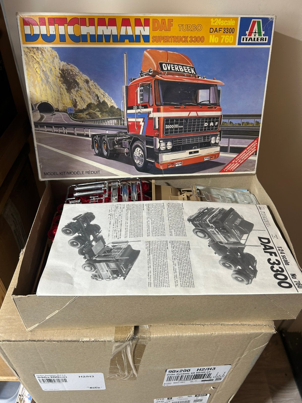 Italeri 760 dutchman daf 3300 turbo supertruck, Italeri, Groter dan 1:32, Ophalen of Verzenden, Zo goed als nieuw
