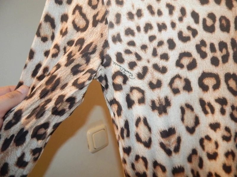Roberto Cavalli jaguar print merk in de stof maat 168, Kinderen en Baby's, Zo goed als nieuw, Jurk of Rok, Cavalli, Verzenden