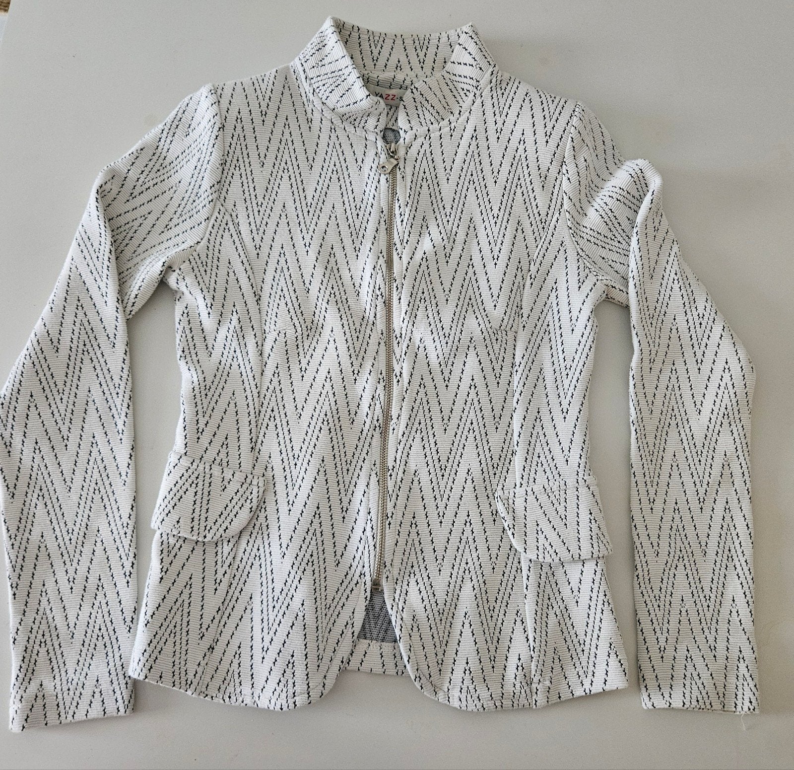 YAZZ-SET Jasje / blazer Maat S Zwart/Wit Zigzag Patroon, YAZZ-SET, Zwart, Ophalen of Verzenden, Zo goed als nieuw