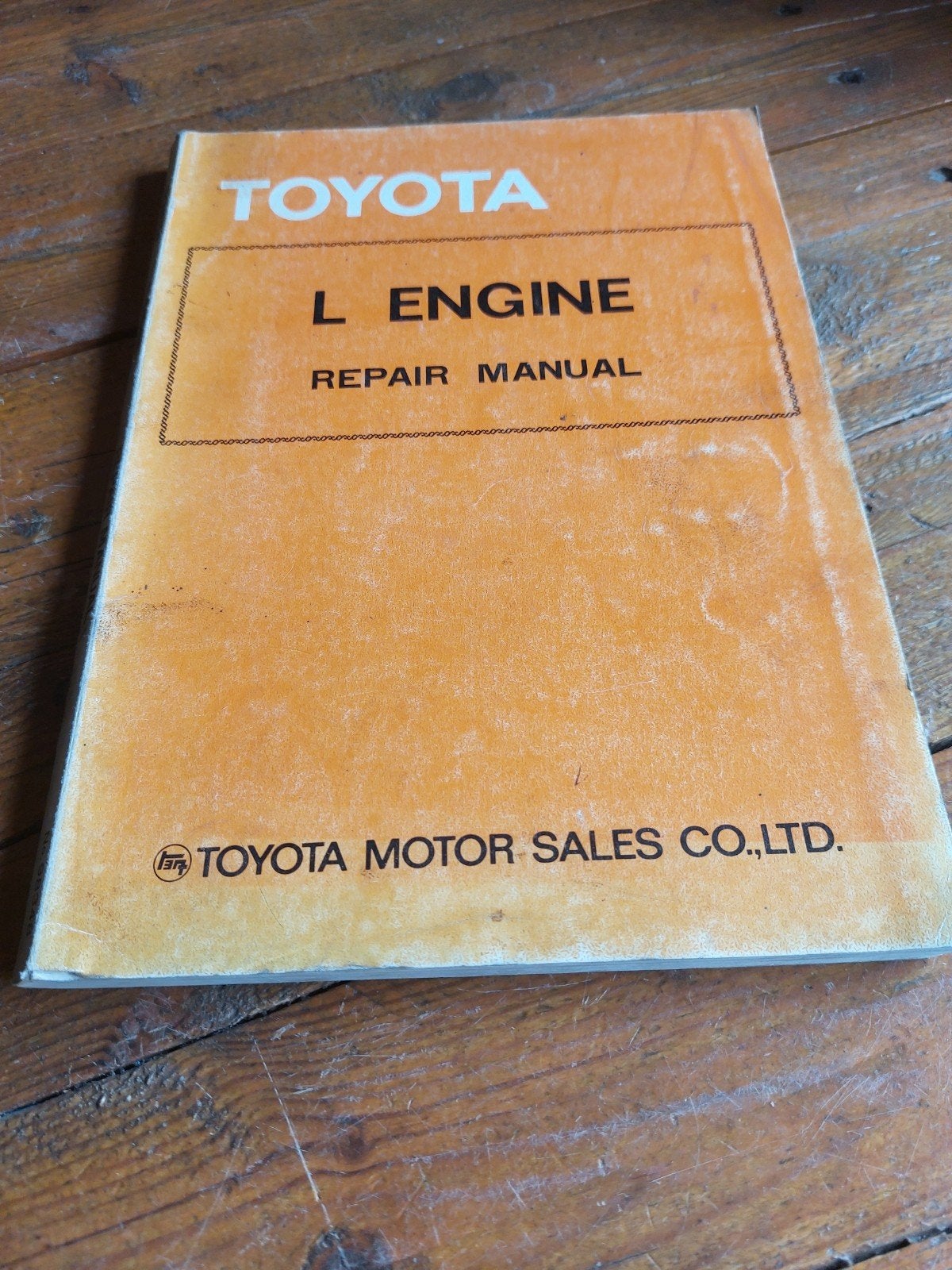 REPAIR MANUAL ENGINE TOYOTA L MOTOR DIESEL HIACE, Ophalen of Verzenden