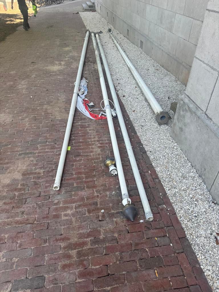 PVC vlaggenmasten 4x gratis, Ophalen, Gebruikt