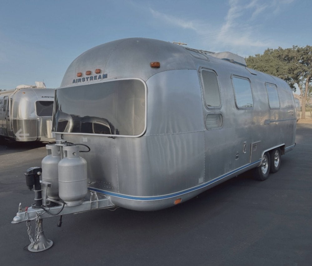 Vintage Land Yacht embleem van een Airstream caravan., Ophalen of Verzenden, Gebruikt, Auto's