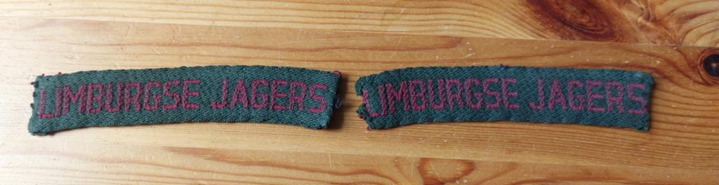 Set naamlinten Limburgse Jagers, Verzamelen, Ophalen of Verzenden, Landmacht, Nederland, Embleem of Badge