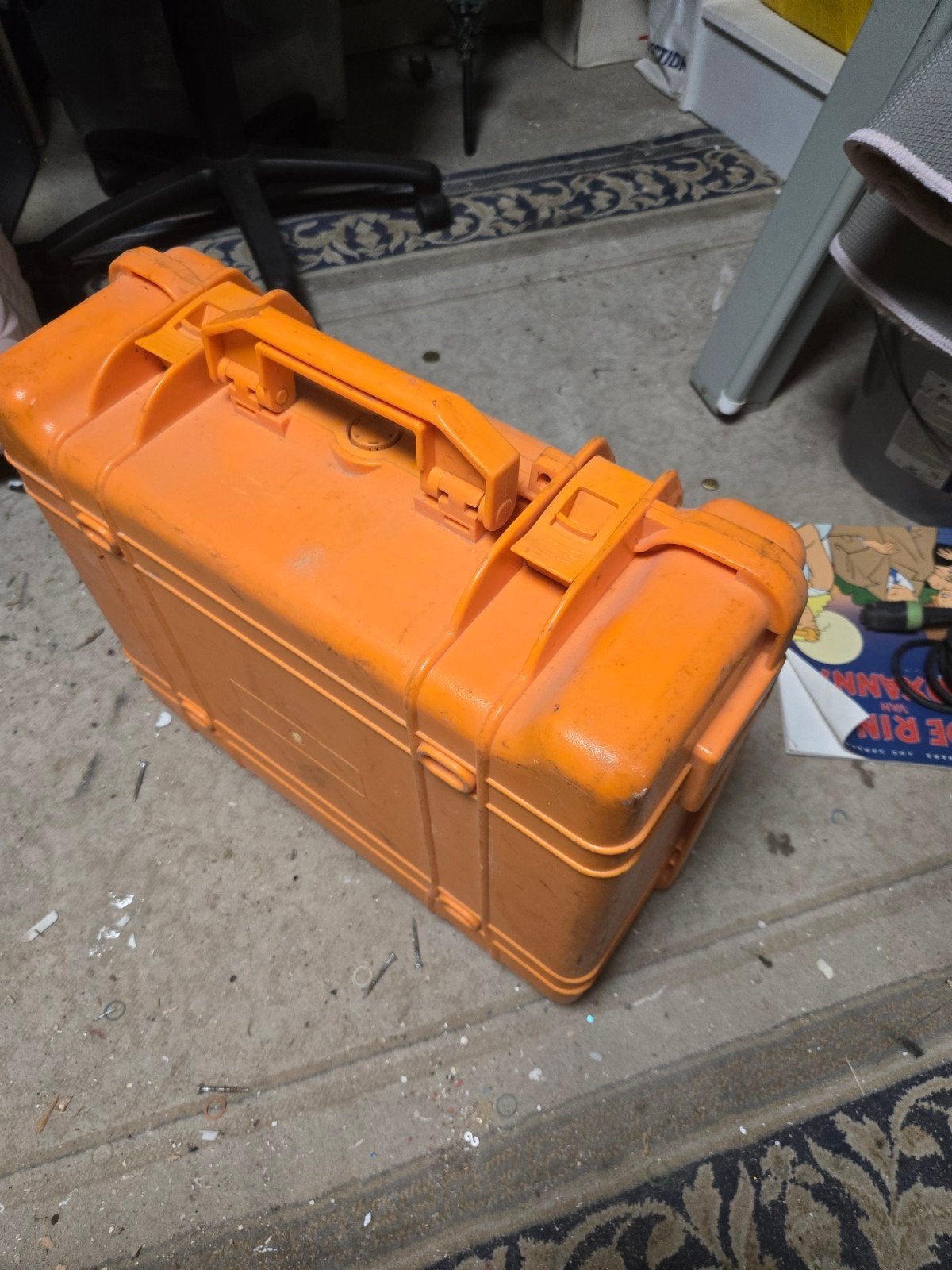 Waterdichte oranje koffer/kist - ideaal voor bescherming, Doe-het-zelf en Verbouw, Ophalen, Gebruikt, 40 tot 60 cm, 50 tot 75 cm