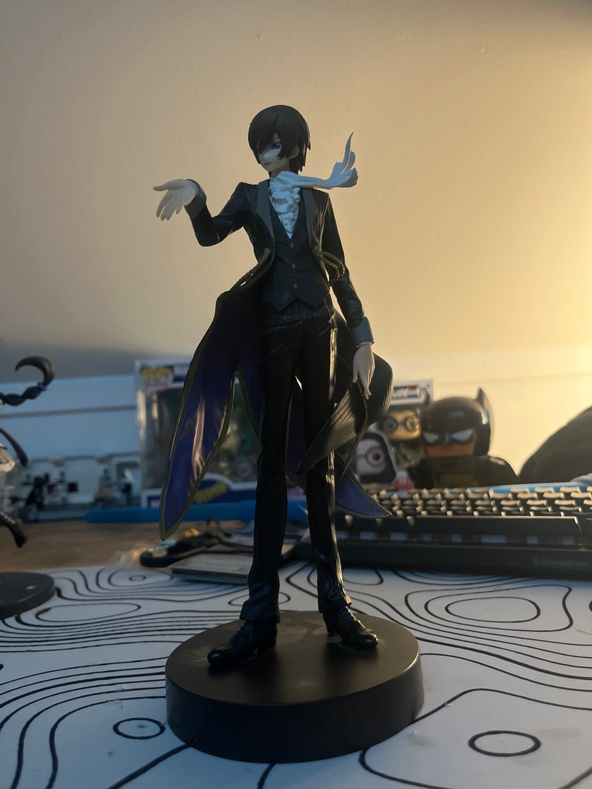 Anime figuur arm is een beetje kapot, Ophalen of Verzenden, Zo goed als nieuw