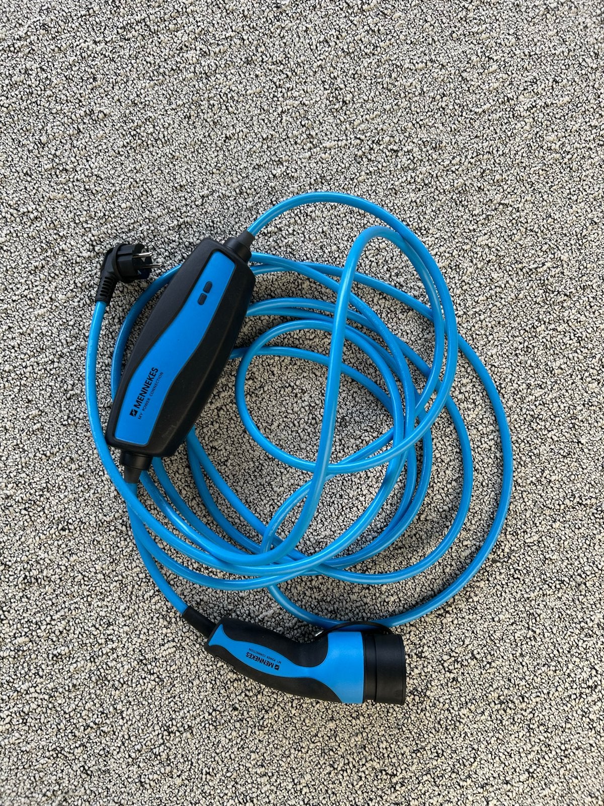 Mennekes mobiele lader 8 meter - Type 2 naar Schuko, Ophalen of Verzenden, Zo goed als nieuw