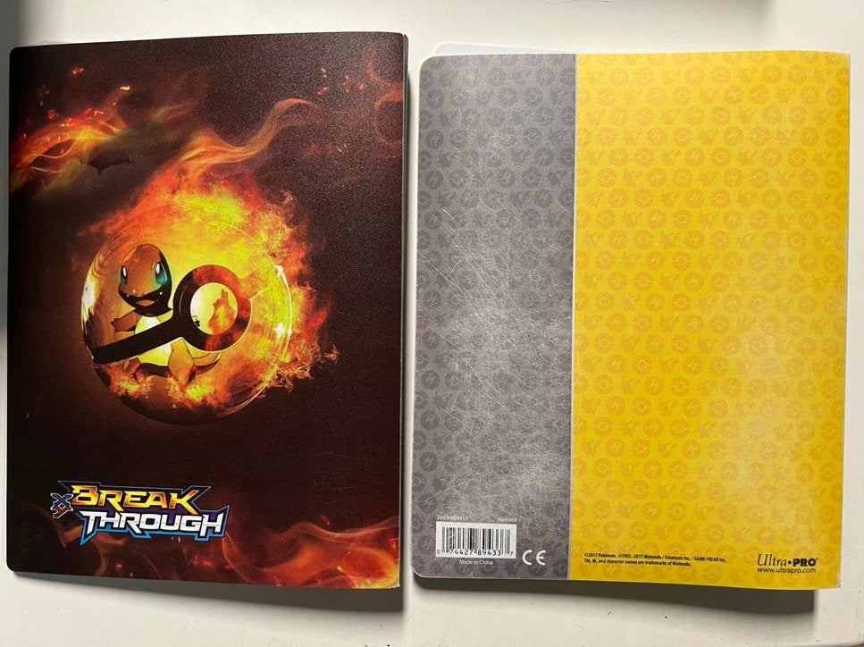 Pokémon Kaarten Mappen - Charizard & Pikachu, Ophalen of Verzenden, Zo goed als nieuw, Overige typen