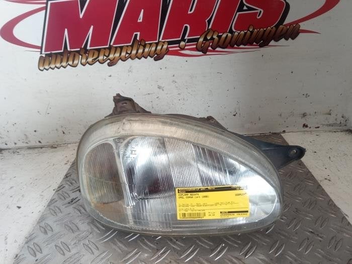 Koplamp rechts van een Opel Corsa, Gebruikt, -, -, Opel
