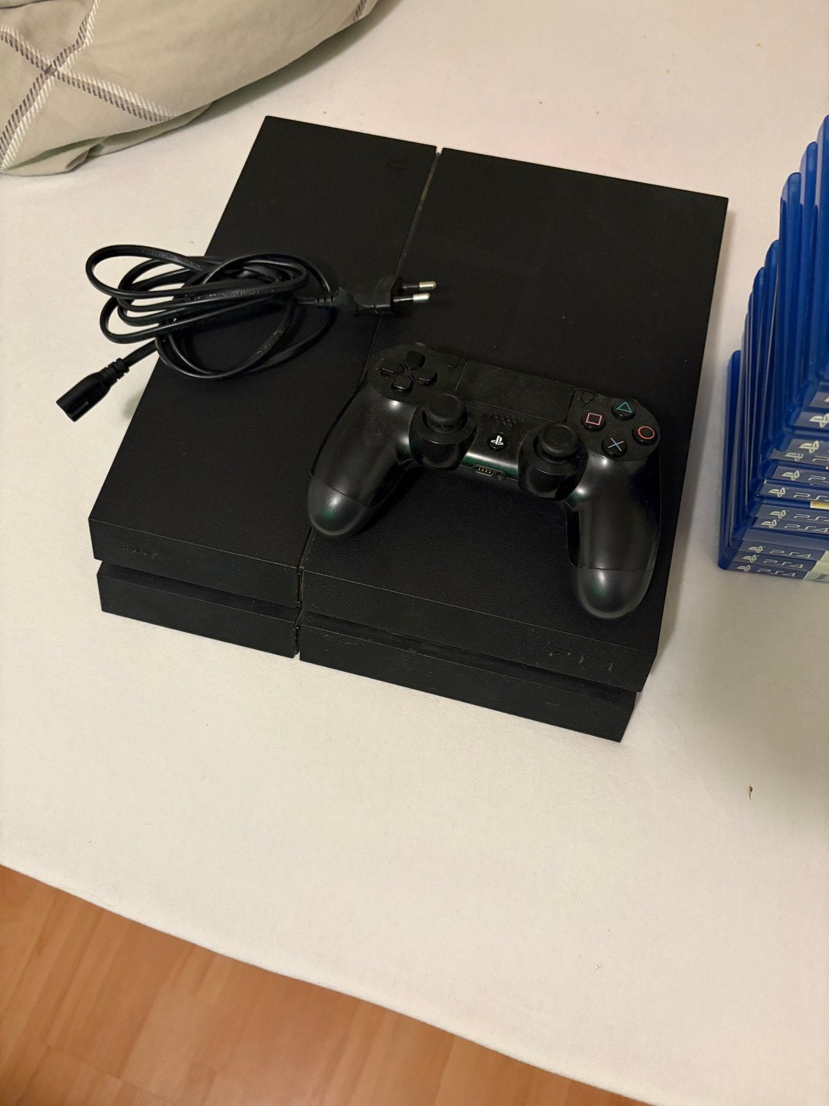 PlayStation 4 1TB met 1 controller en 13 games, Ophalen, 1 TB, Met 1 controller, Original