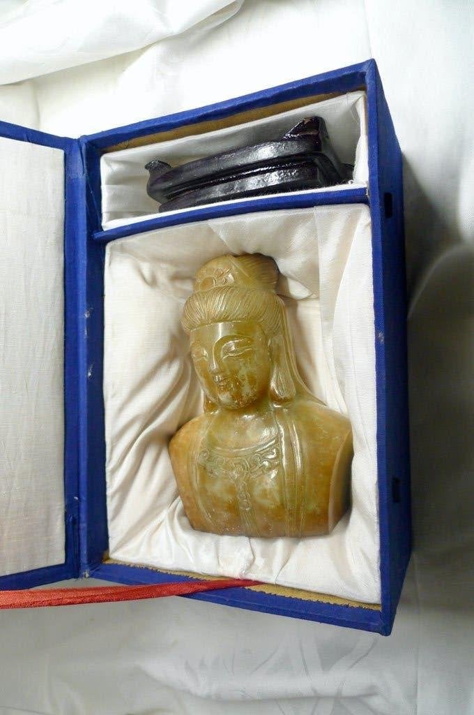 Chinese buste, waarschijnlijk in shanghai jade speksteen, Ophalen of Verzenden, Natuurlijk materiaal, Beeld