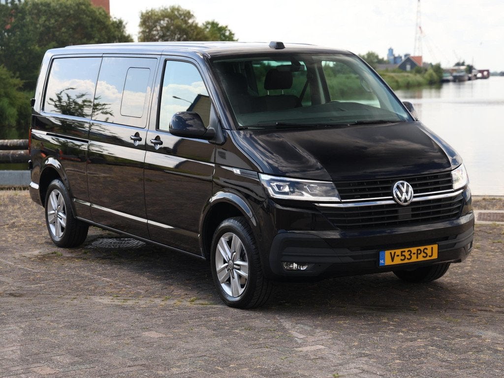 Volkswagen Transporter 2.0 TDI 150pk L2H1 Highline DC | Dubb, Auto's, Bestelauto's, Stof, Gebruikt, Euro 6, 4 cilinders