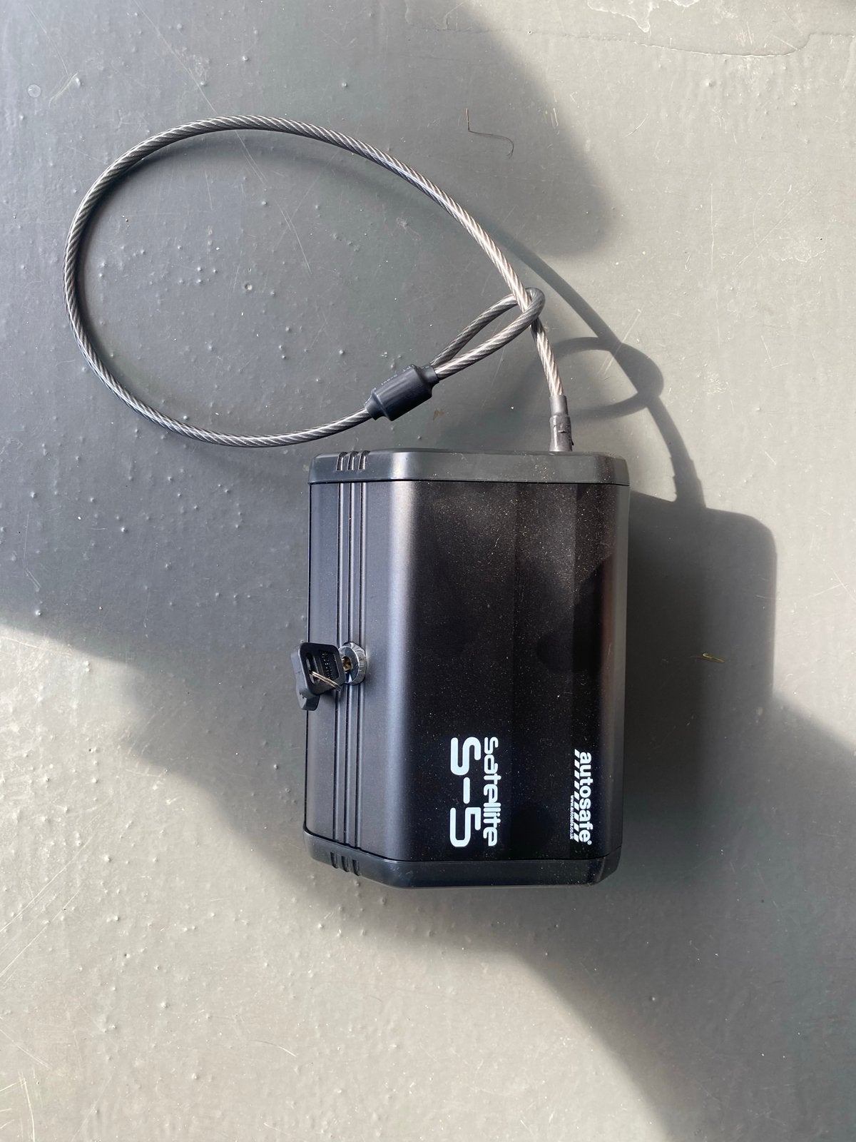 Autosafe Satellite S-5 Sleutelkluis met kabel, Ophalen of Verzenden, Zo goed als nieuw
