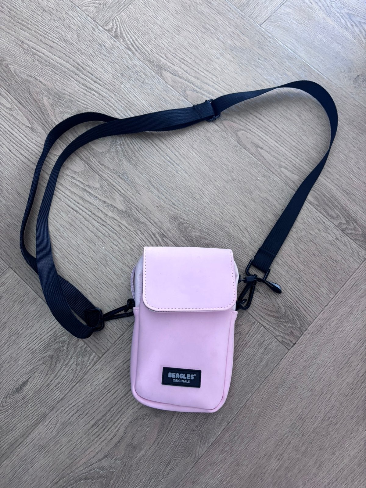 Roze telefoontasje tasje goede staat van Beagles, Ophalen of Verzenden, Zo goed als nieuw, Roze