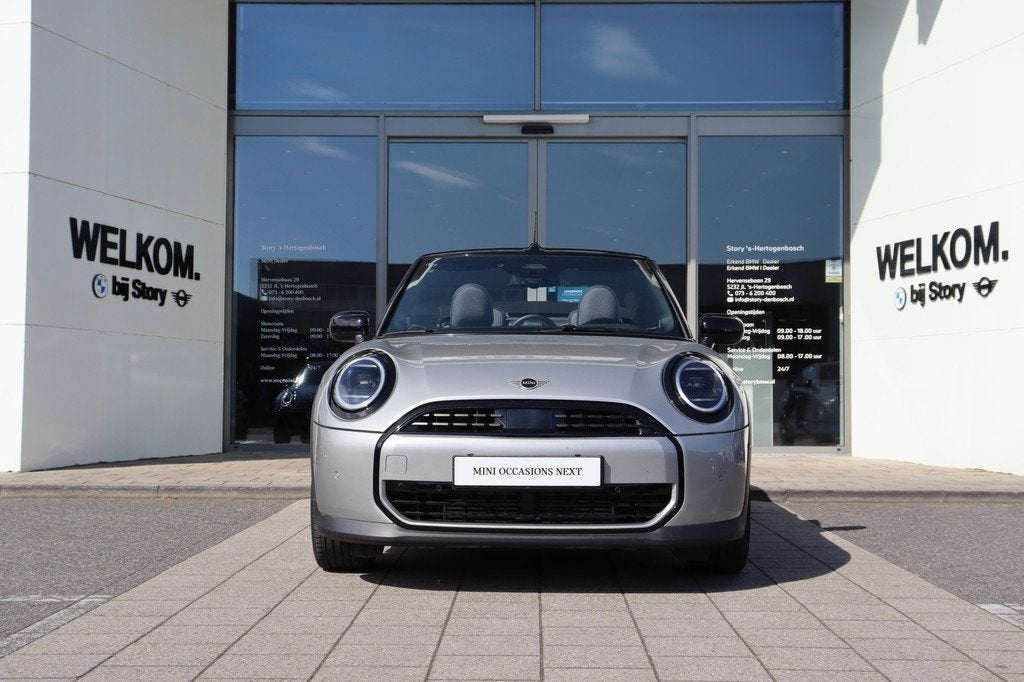 MINI Cabrio Cooper C Automaat / Classic / Pakket M / 18" Sli, Auto's, Mini, 1998 cc, Gebruikt, Zwart, 4 stoelen