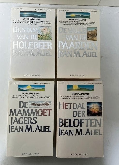 De Aardkinderen serie - Jean M. Auel (4 boeken), Boeken, Ophalen of Verzenden, Gelezen, Jean M. Auel