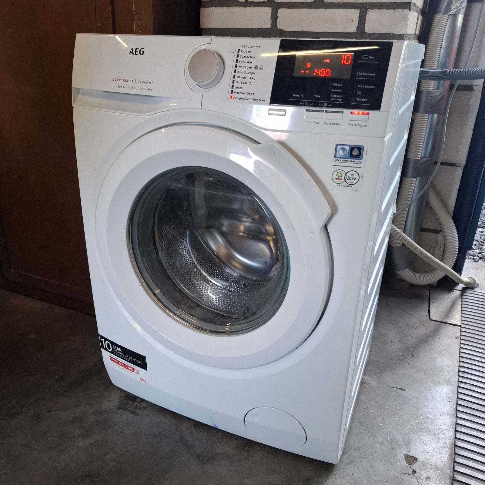 AEG 6000 series met 1400 centrifuge, Ophalen