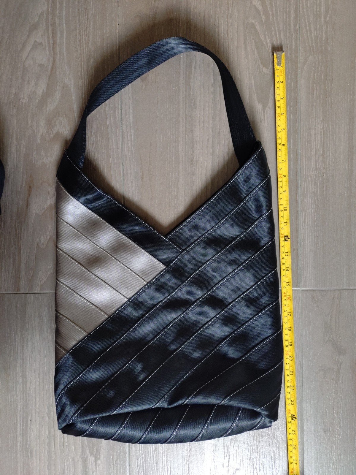 Fairtrade Tas van Gerecyclede Gordels - Onverwoestbaar, Ophalen of Verzenden, Gebruikt, Zwart, Handtas