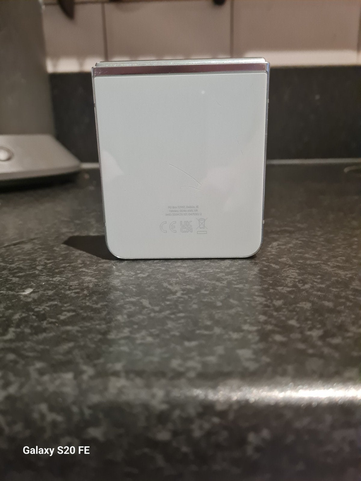 Foto 5 van Samsung Galaxy Z Flip 5 -256 GB- Zo goed als nieuw