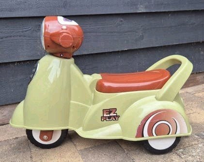 Loopauto scooter groen Bandits and Angels, Ophalen, Zo goed als nieuw, Loopvoertuig