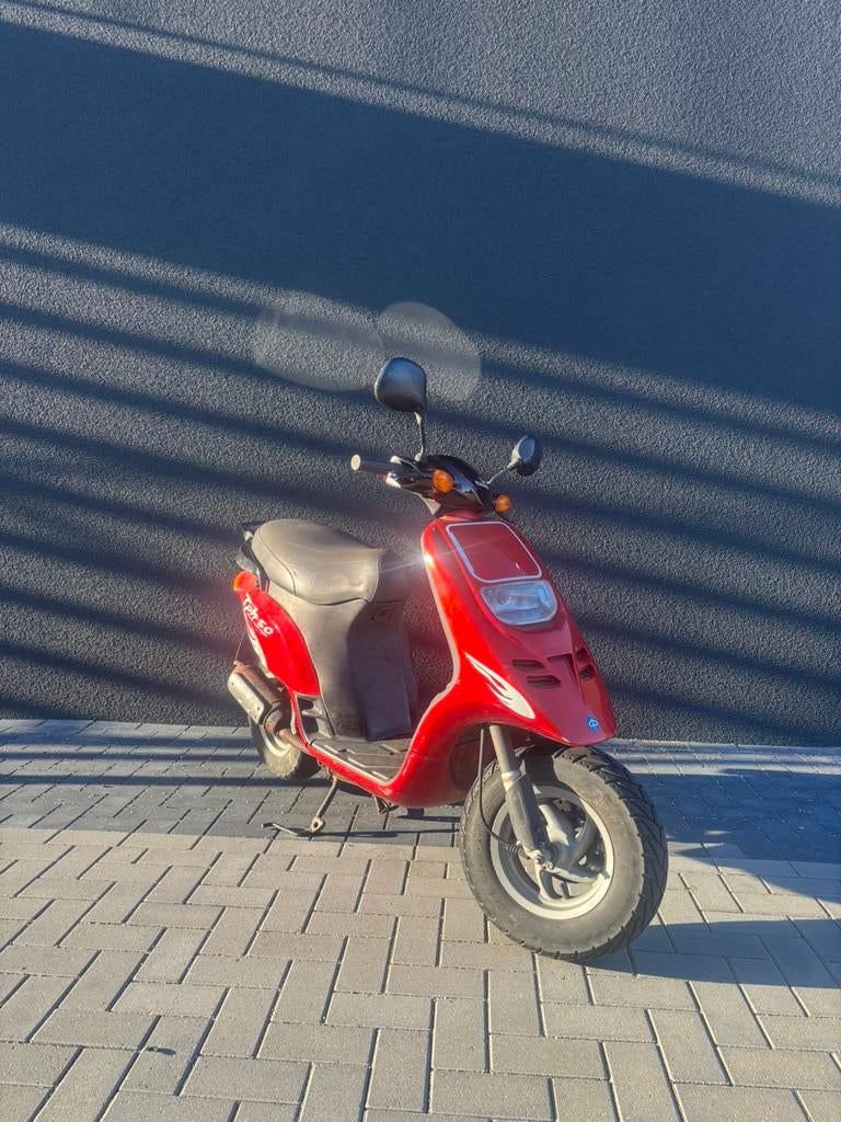 Piaggio typhoon 50cc Duits, Ophalen, Zo goed als nieuw, Tweetakt, Overige modellen