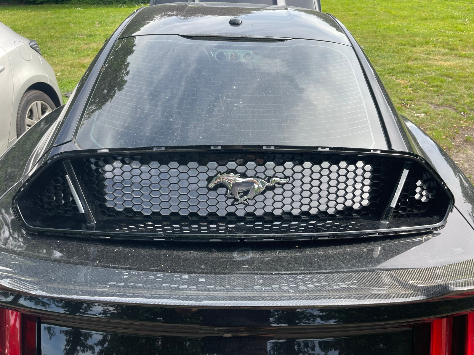 Ford Mustang Achterklep Rooster met Logo - Gebruikt, Gebruikt, Achterklep, Ophalen of Verzenden, Ford