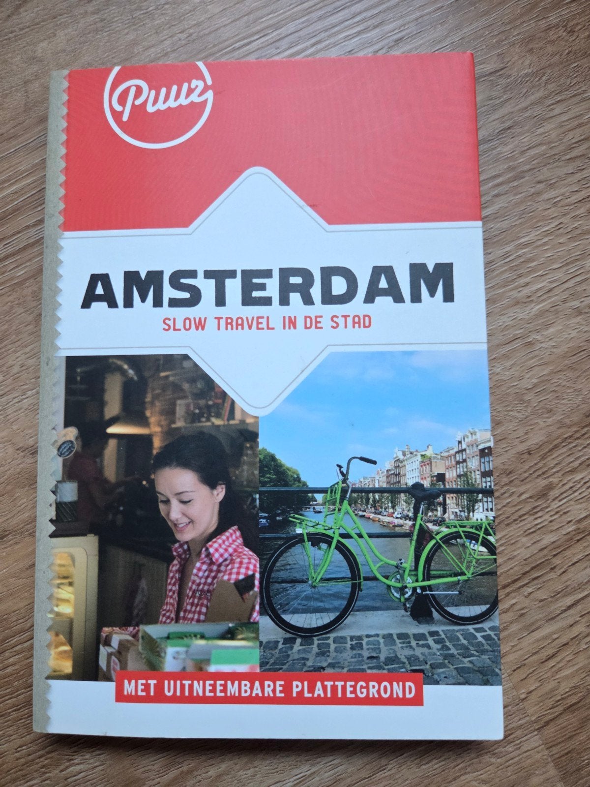 Puur Amsterdam: Slow Travel in de Stad Reisgids, Boeken, Budget, Europa, Ophalen of Verzenden, Zo goed als nieuw