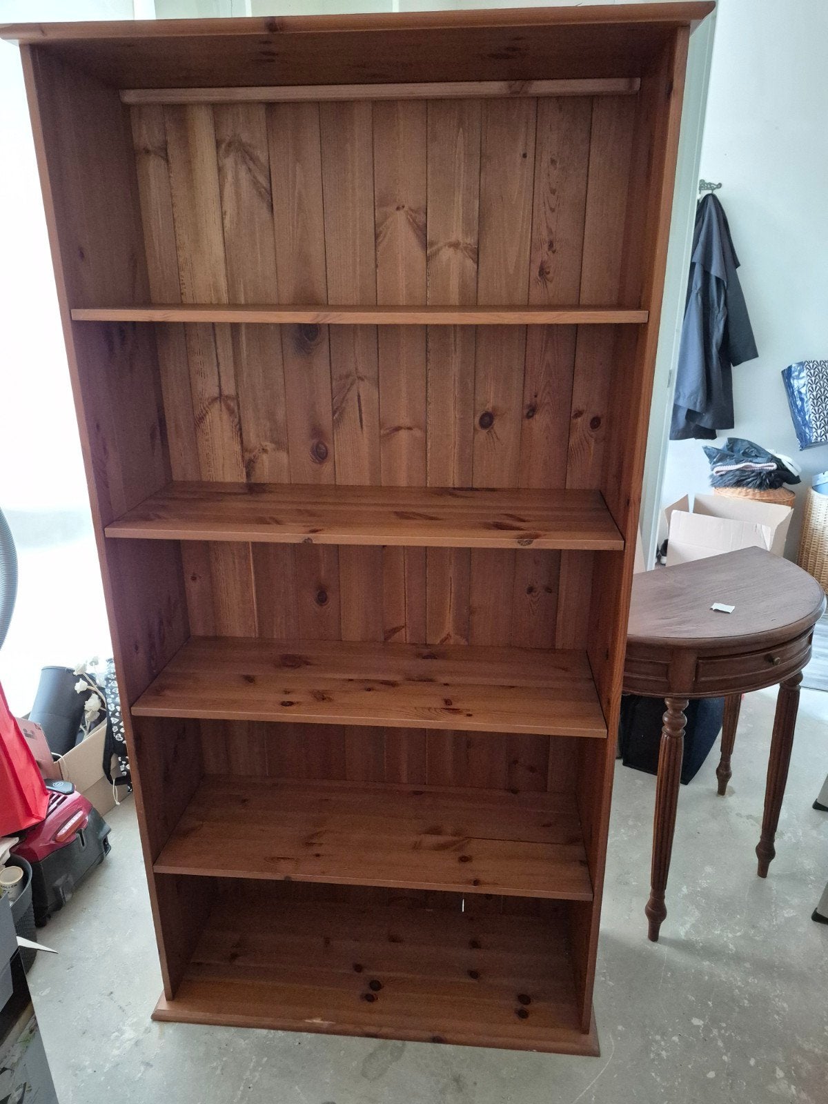 Grenen boekenkast, Ophalen, Met plank(en), Gebruikt, 50 tot 100 cm