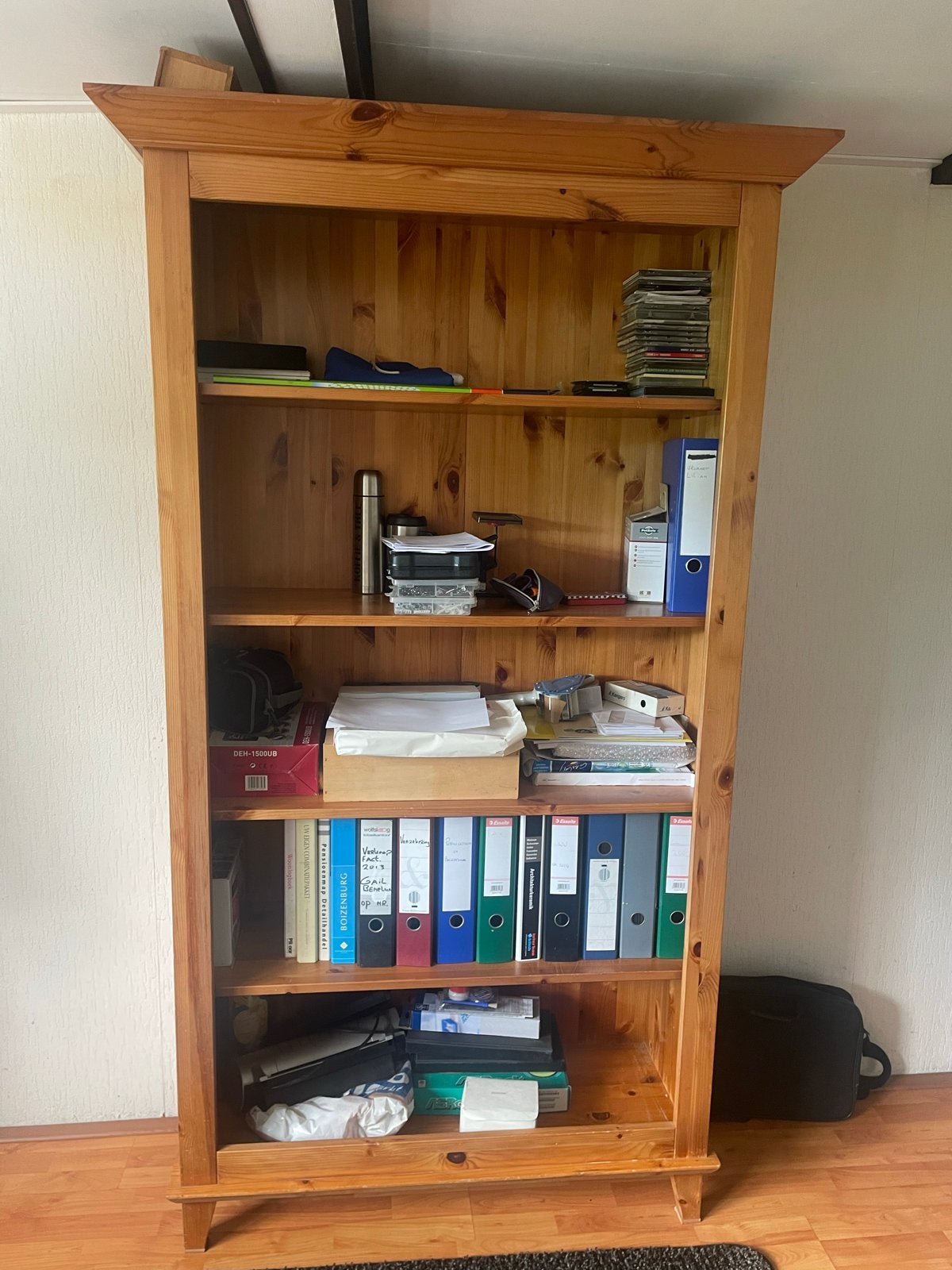 Grenen boekenkast - Stevig en Ruim, Ophalen, Met plank(en), Gebruikt, 200 cm of meer