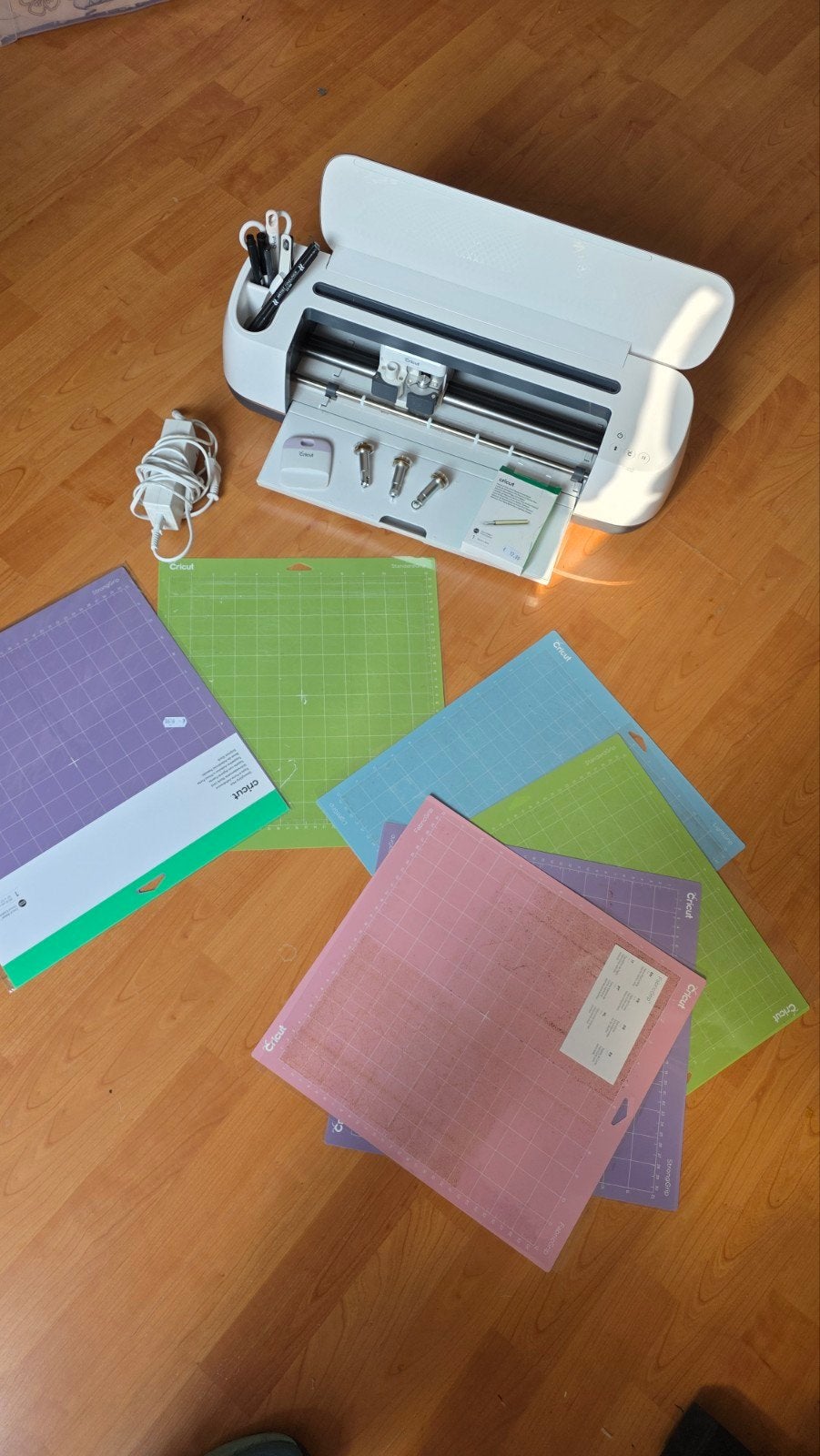 Cricut Maker 3 met diverse tools en originele doos, Ophalen, Gebruikt, Elektrisch, Machine