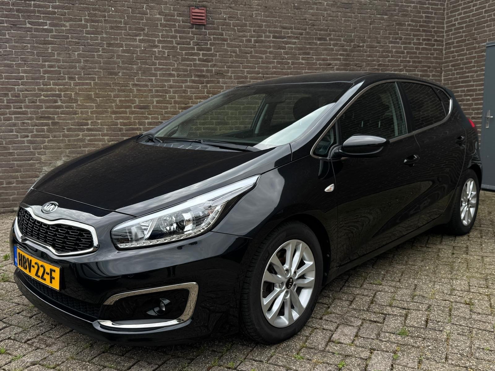 Kia Cee'd 1.0 T-GDi DynamicLine Navi Camera Led Stoelverwarm, Auto's, Voorwielaandrijving, Lichtsensor, Gebruikt, Euro 6