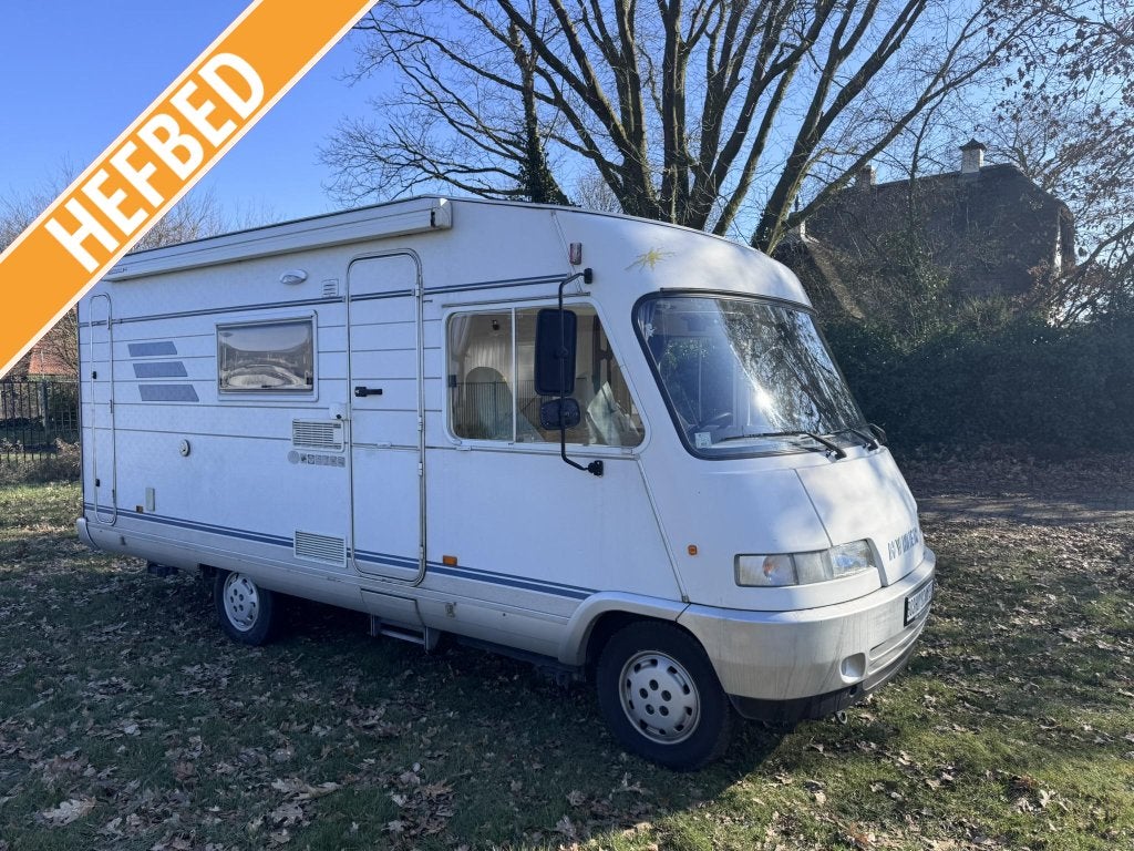 Hymer B564 2.5 TD 4 PERSOONS compact camper, Ringverwarming, Fiat, Luifel, Bedrijf