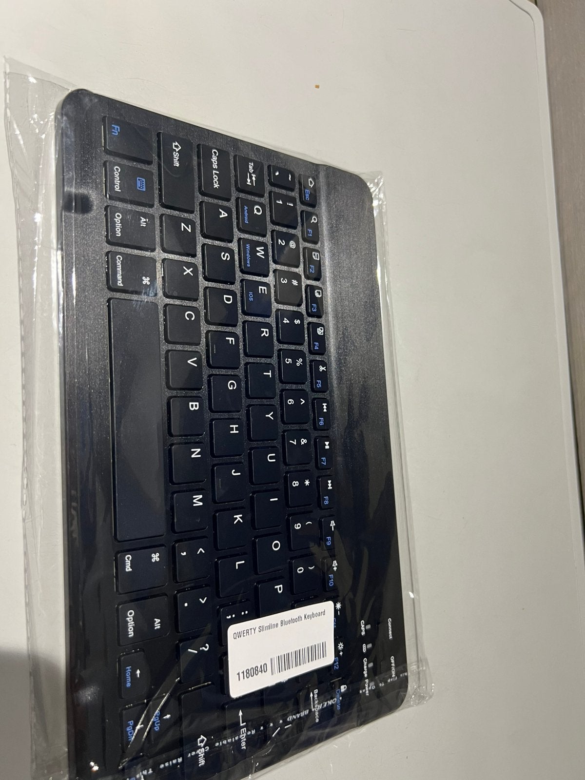 Slimline QWERTY bluetooth toetsenbord, Computers en Software, Overige Computers en Software, Nieuw, Ophalen of Verzenden, Nvt