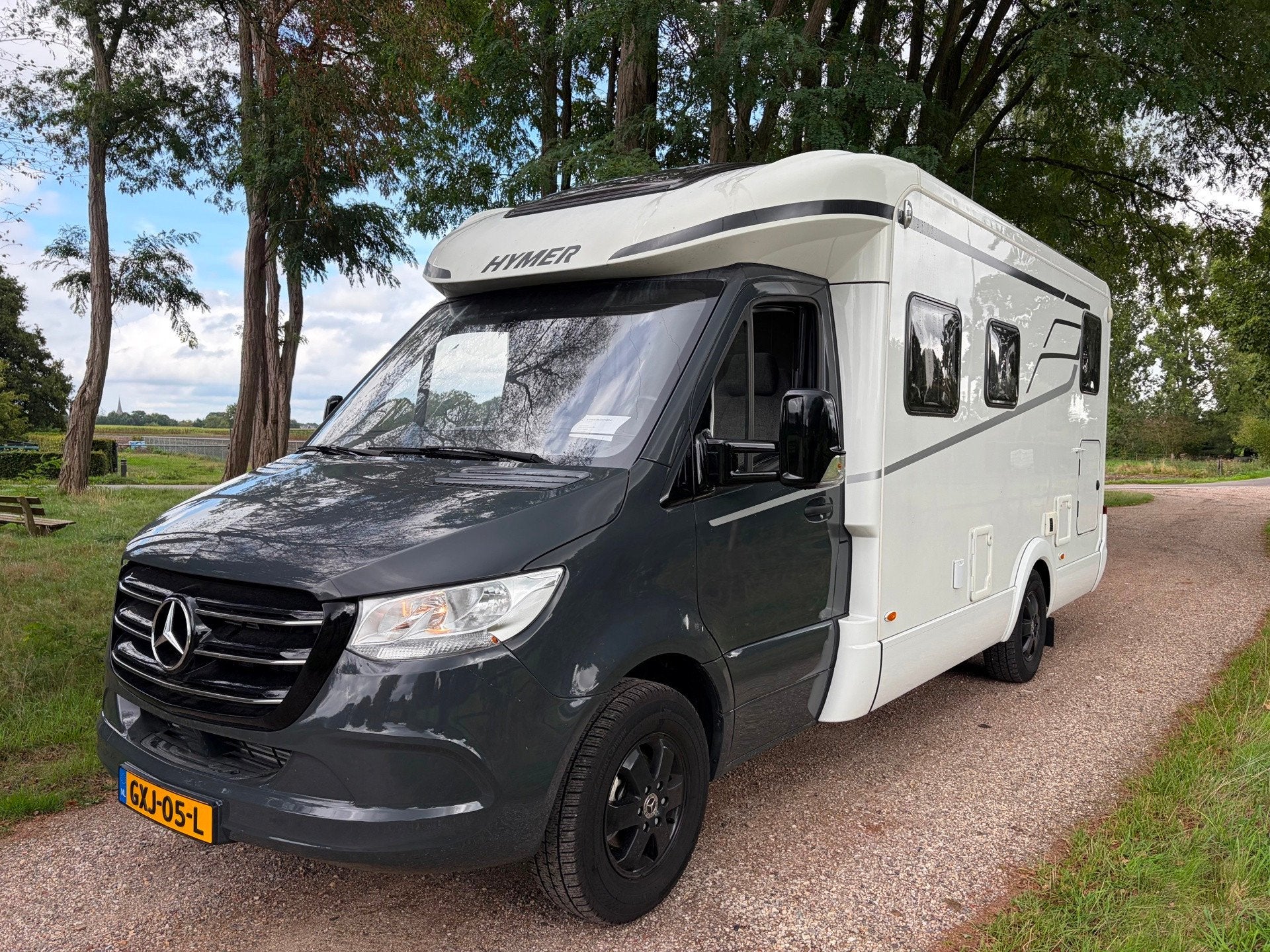Hymer Eriba T585 S Bijzonder mooie Camper Kampeerauto, Caravans en Kamperen, Campers, Automaat, Bedrijf, B
C  D, A