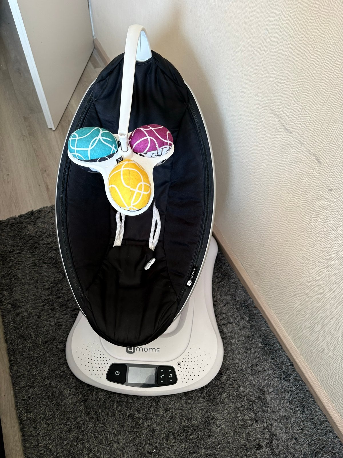 4moms Mamaroo 4.0 babywieg/schommelstoel, Ophalen, Zo goed als nieuw, Overige typen, Met geluid