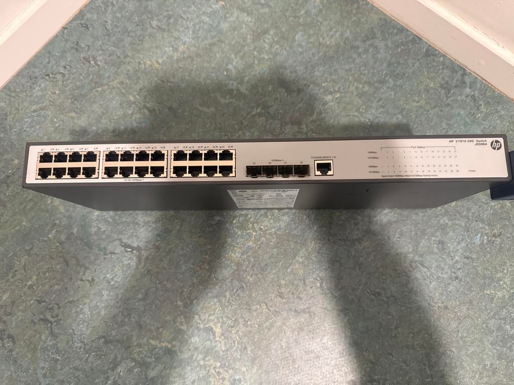 Diverse Professionele Netwerk Switches – HP / 3Com / NETGEAR, Computers en Software, Netwerk switches, Ophalen, Gebruikt