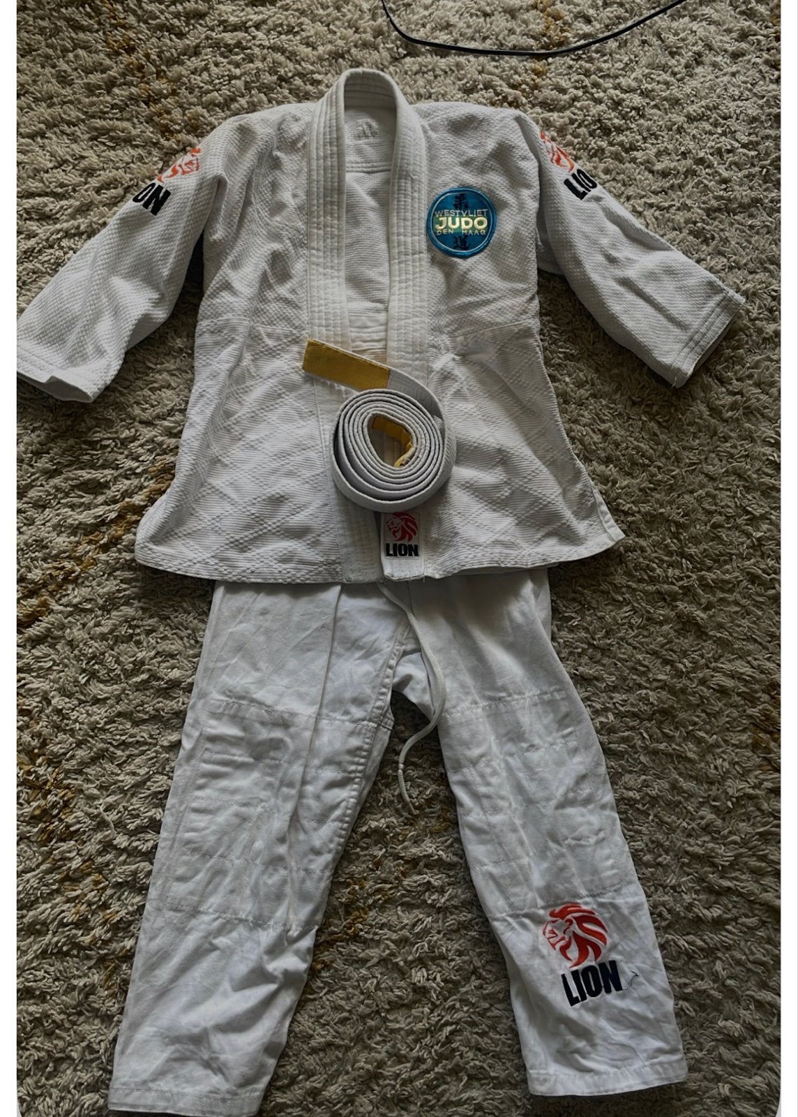 Judo pak met gele band - Maat 120, Gebruikt, Judo, Vechtsportpak, Maat M