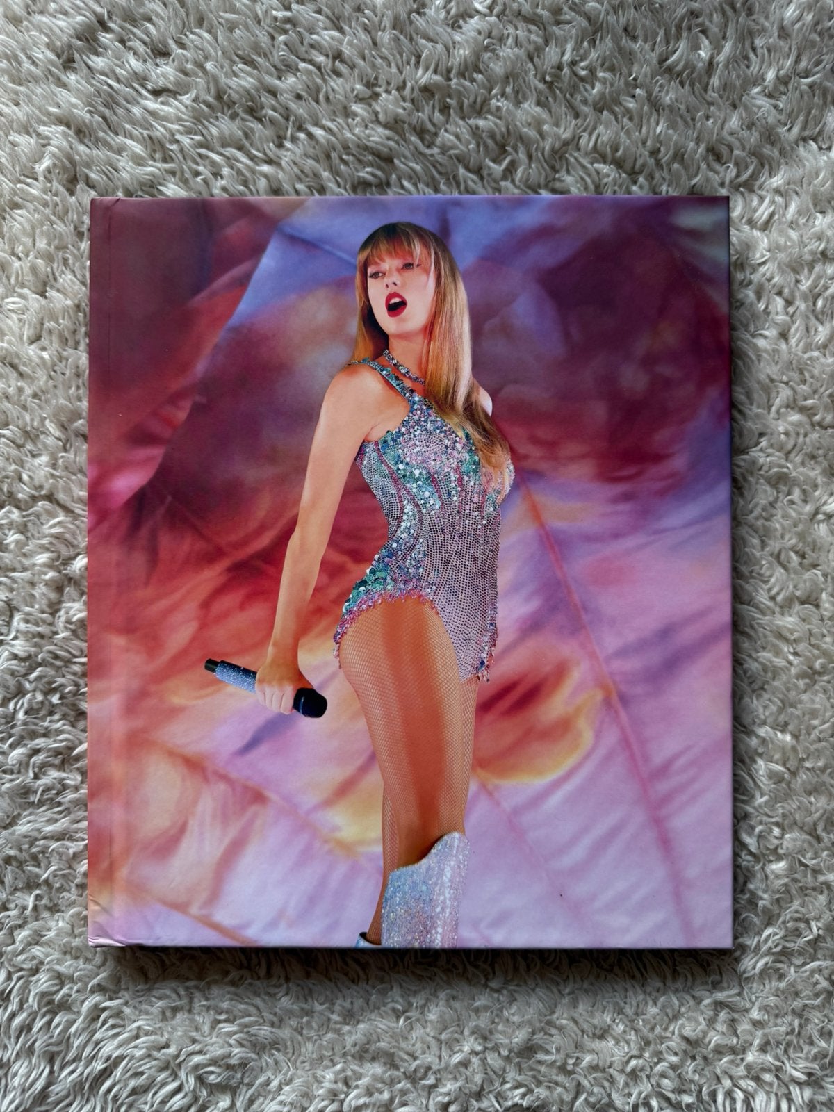Taylor swift boek, Ophalen of Verzenden, Zo goed als nieuw, Boek, Tijdschrift of Artikel