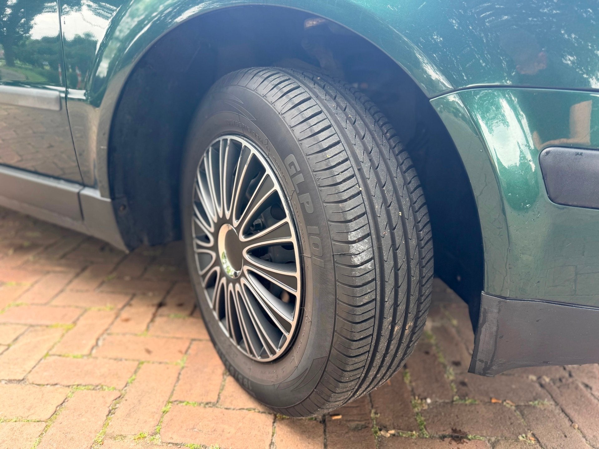 Foto 6 van Volkswagen Passat 1.8 | Elek.Pakket | Trekhaak | NAP!