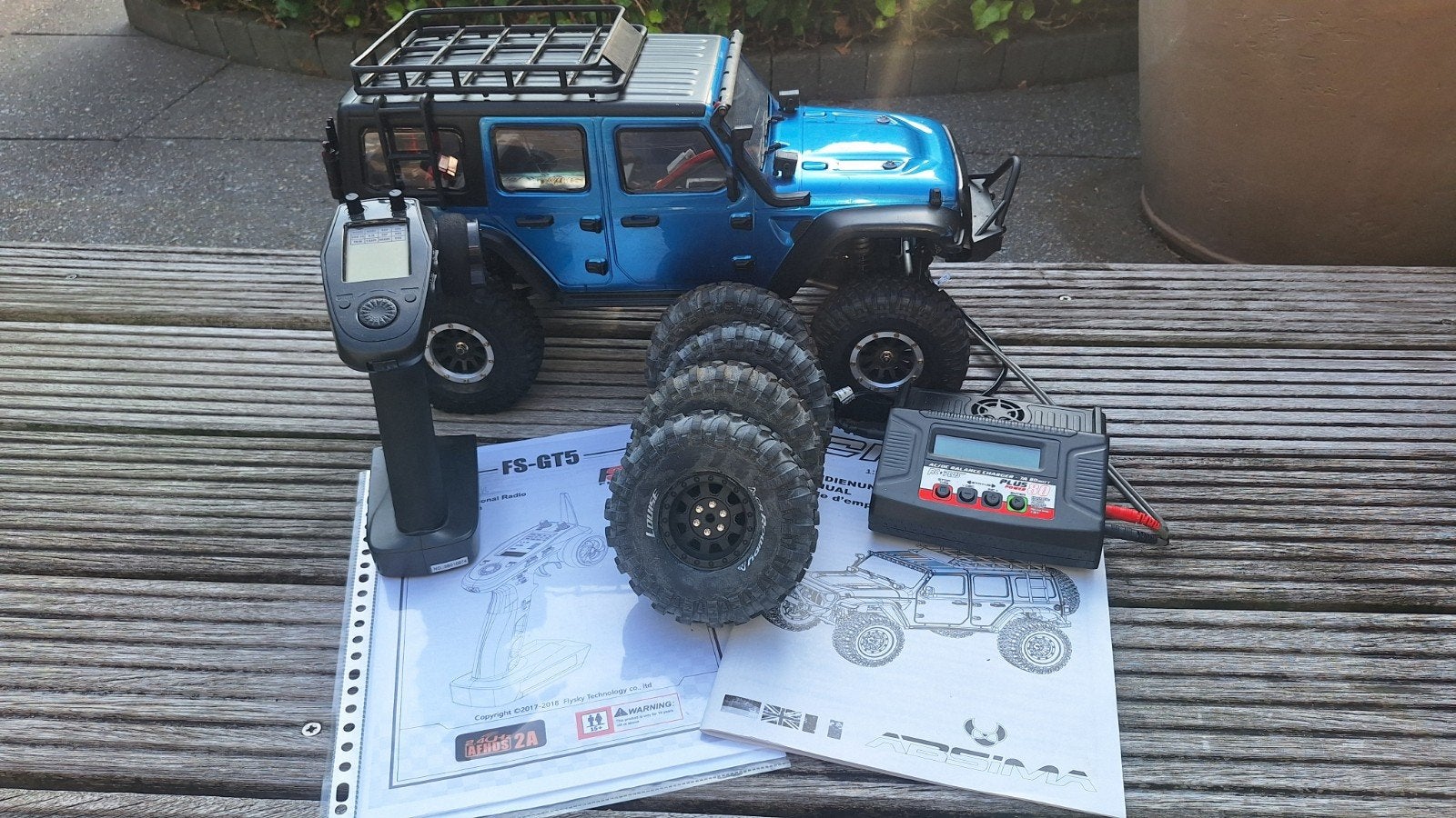 Absima CR3.4 met lader, accu en extra wielen, Hobby en Vrije tijd, Modelbouw | Radiografisch | Auto's, Gebruikt, Auto offroad