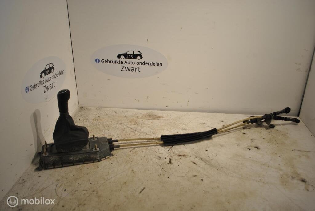 Schakelmechanisme Vw Polo 9N 1.4-16V ('01-'05) 6q0711049, Auto-onderdelen, Transmissie en Toebehoren, Gebruikt, Volkswagen, Ophalen of Verzenden
