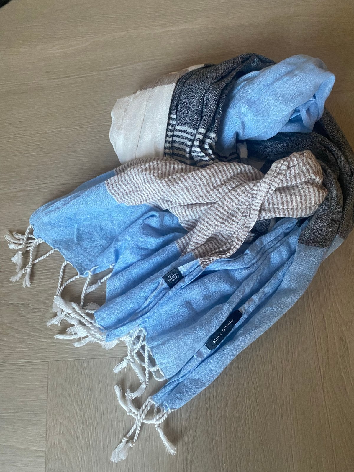 Marc O'Polo Sjaal - Blauw, Grijs, Wit gestreept, Kleding | Dames, Ophalen of Verzenden, Zo goed als nieuw
