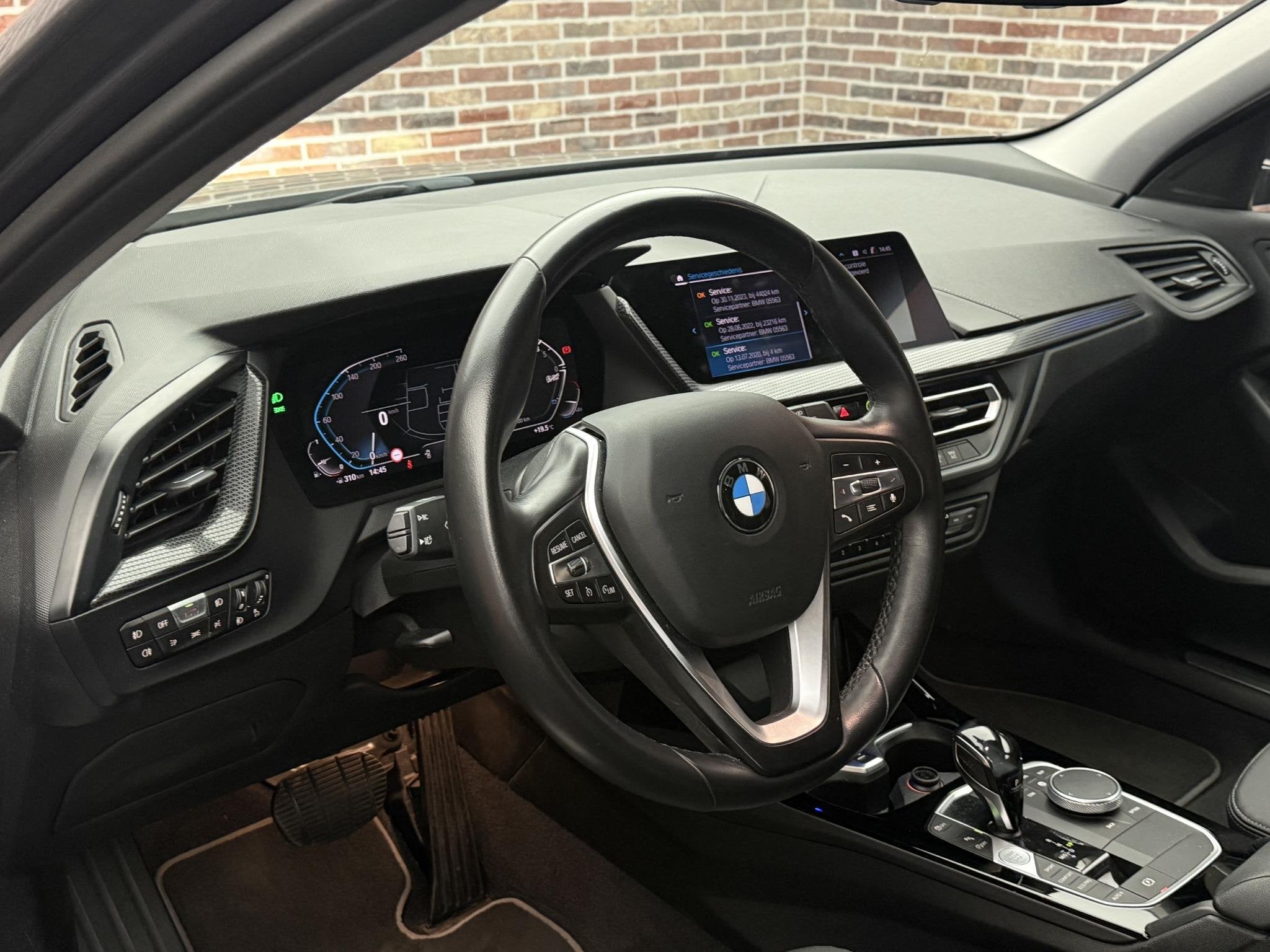 BMW 1-serie 118i Executive Edition Sport Line Automaat BMW D, Auto's, BMW, Gebruikt, Leder en Stof, Origineel Nederlands, Bedrijf