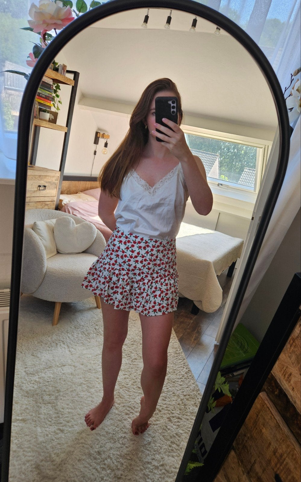 Zara mini-rok skort wit met rode rozenprint  - Maat M, Kleding | Dames, Maat 38/40 (M), Ophalen of Verzenden, Zo goed als nieuw