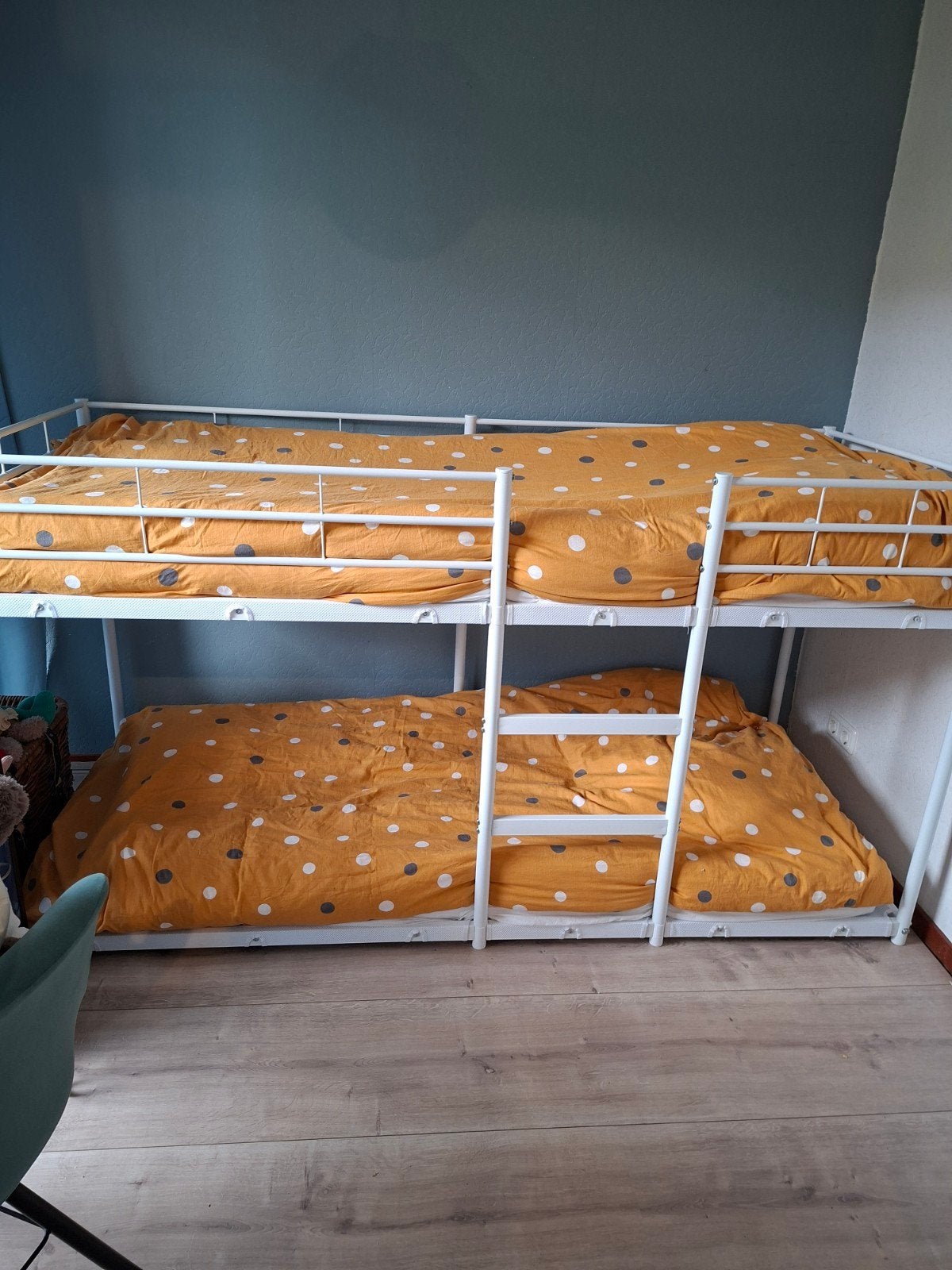 vidaxl wit metalen stapelbed met matrassen 80x2.00, Ophalen, 90 cm, Tweepersoons, Zo goed als nieuw