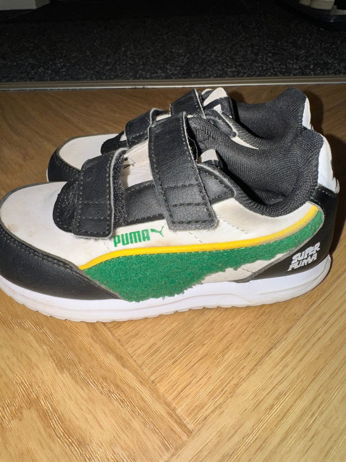 Puma Super Puma sneakers – maat 26 – meisjes/jongens, Ophalen of Verzenden, Zo goed als nieuw, Jongen of Meisje, Schoenen