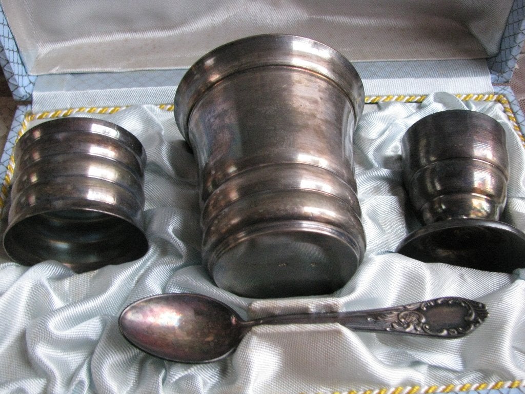 Antieke Kinder Ontbijtset in Doos Beker Eierdop Servetring, Antiek en Kunst, Curiosa en Brocante, Verzenden
