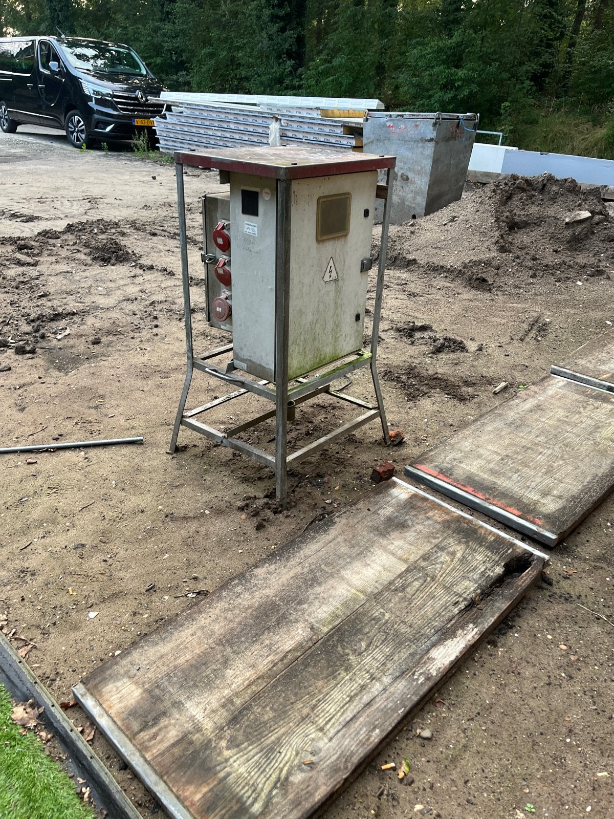 Bouwstroomkast en water put bouw, Overige merken, Gebruikt, Bovenweg 7 a, 1001 trading