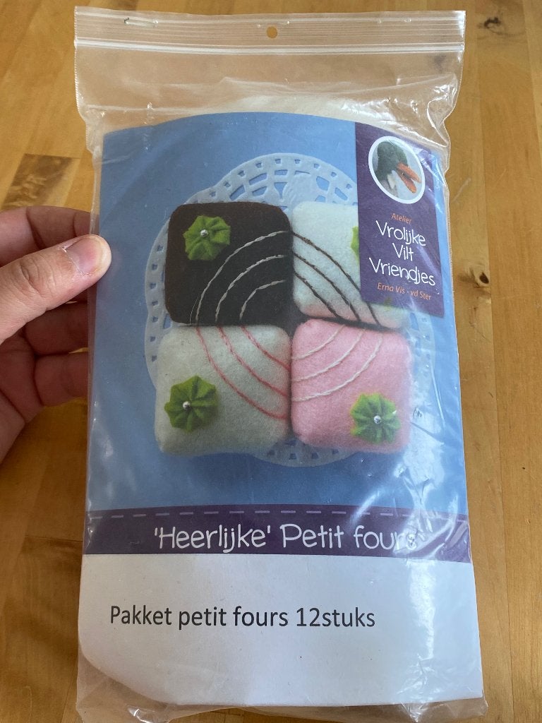 Vrolijke Vilt vriendjes pakket Petite Fours rookvrij huis!, Ophalen of Verzenden, Nieuw, Overige typen