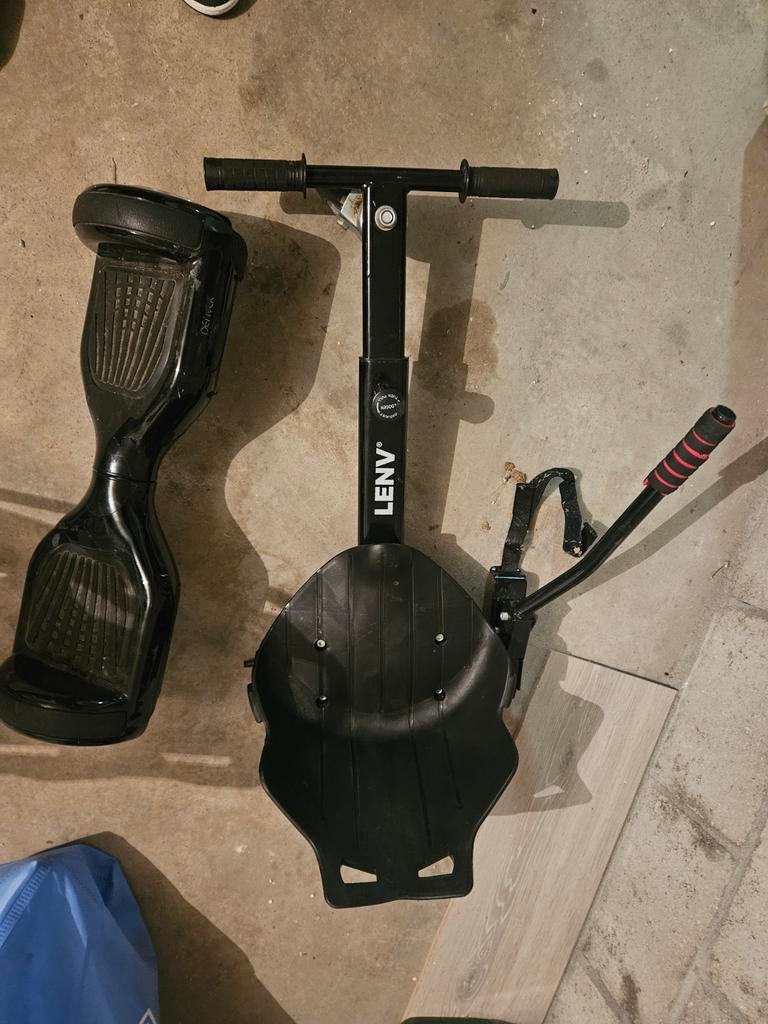 Hover board + kart stoeltje, Ophalen, Zo goed als nieuw