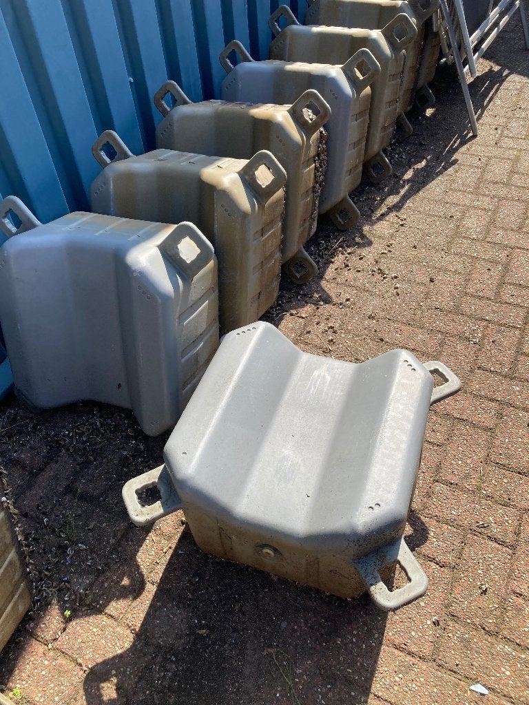 Nauticdock V drijvers Gebruikt | Waterscooter dock Bootlift, Ophalen, Gebruikt, Overige typen